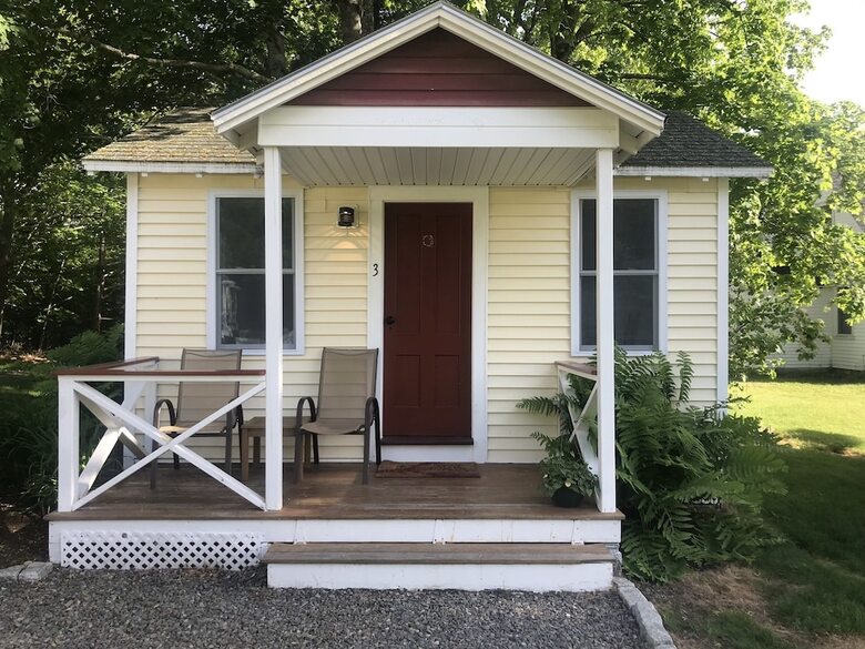 Gallagher's Travels Bar Harbor Motel & Cabins