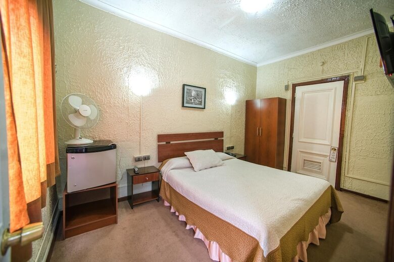 Hotel Sahara Inn