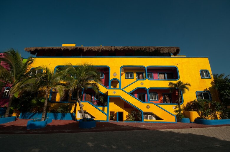 Del Sol Beachfront Hotel And Condos