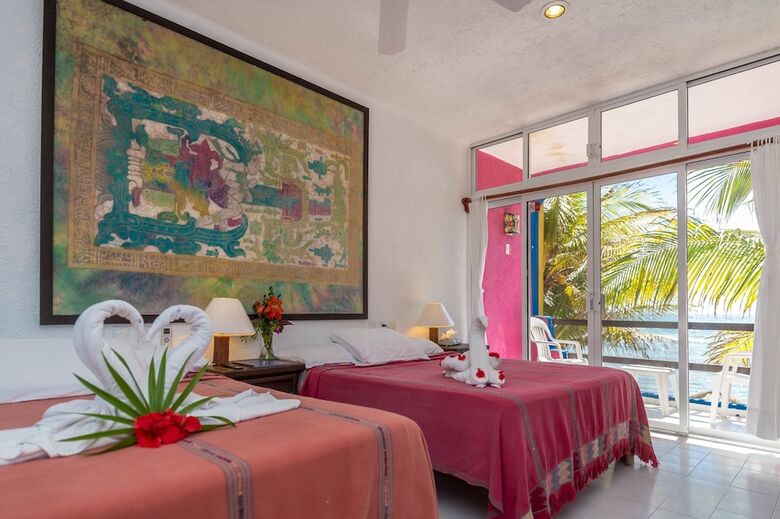 Del Sol Beachfront Hotel And Condos