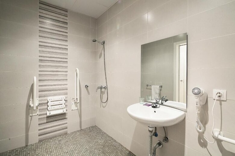 Hotel Hostal Balkonis