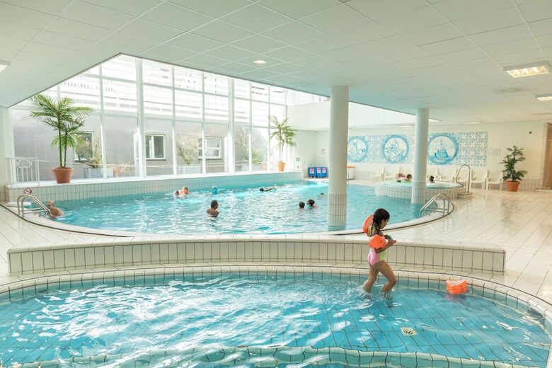 Roompot Hotel Marinapark Volendam