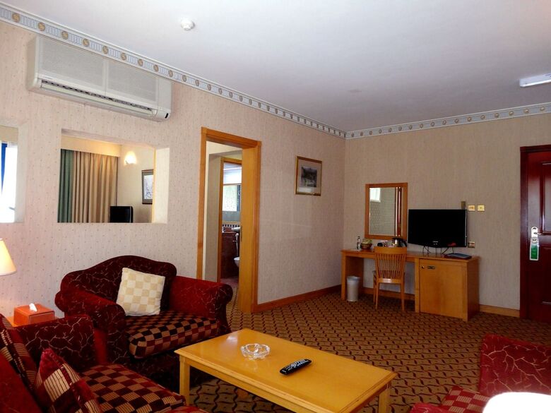 Beach Bay Hotel