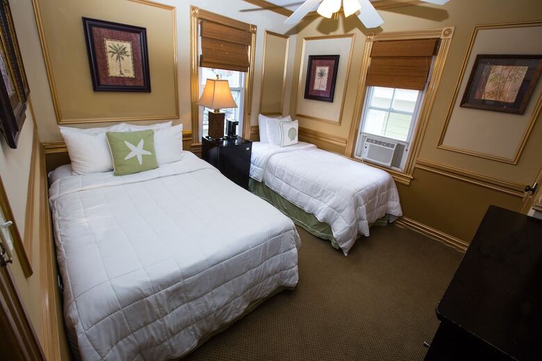 Bed & Breakfast Ocean View Inn