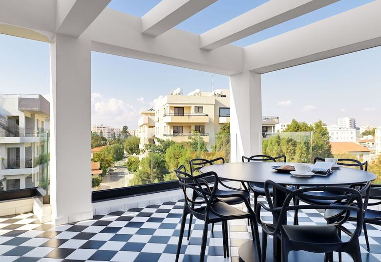 Aparthotel Liv The City Suites