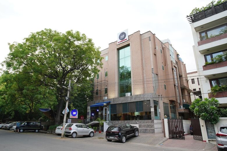 Zip By Spree Hotels Delhi Greater Kailash