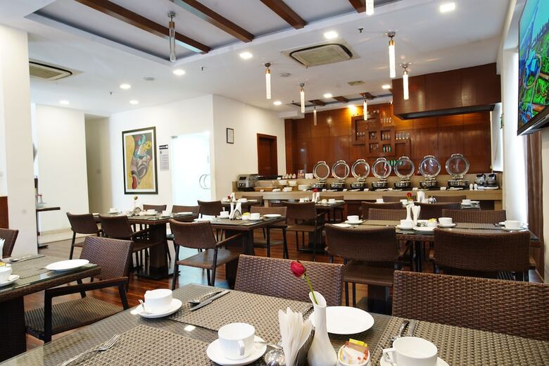 Zip By Spree Hotels Delhi Greater Kailash