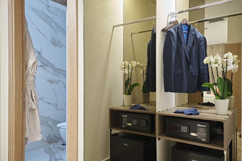 Athens The L7 Str - Luxury Boutique Collection Hotel