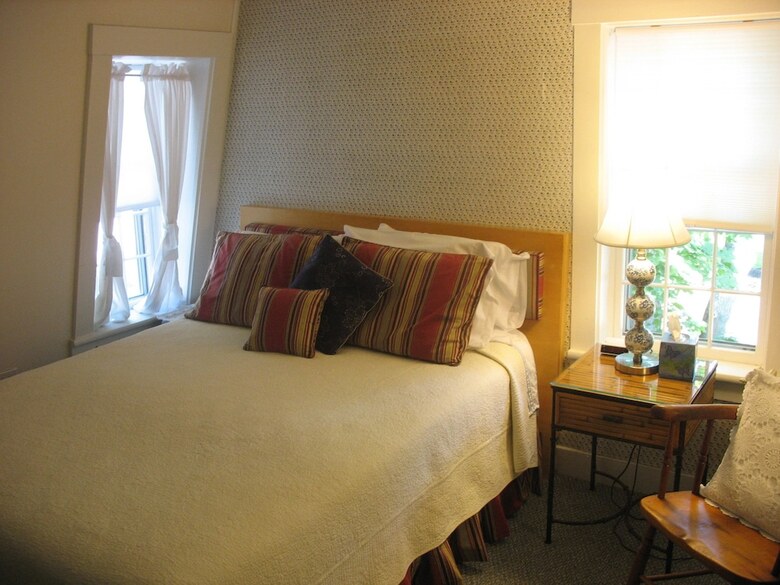 Bed & Breakfast The 1720 House
