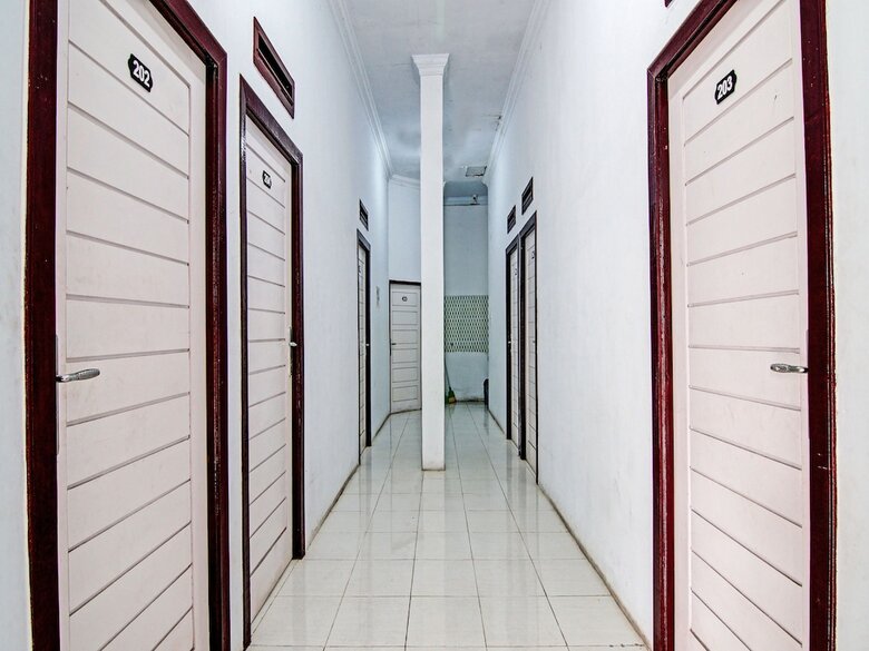 Hotel Oyo 92047 Penginapan Arfi Syariah