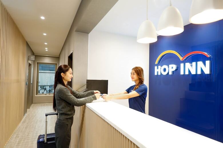 Hotel Hop Inn Tokyo Iidabashi