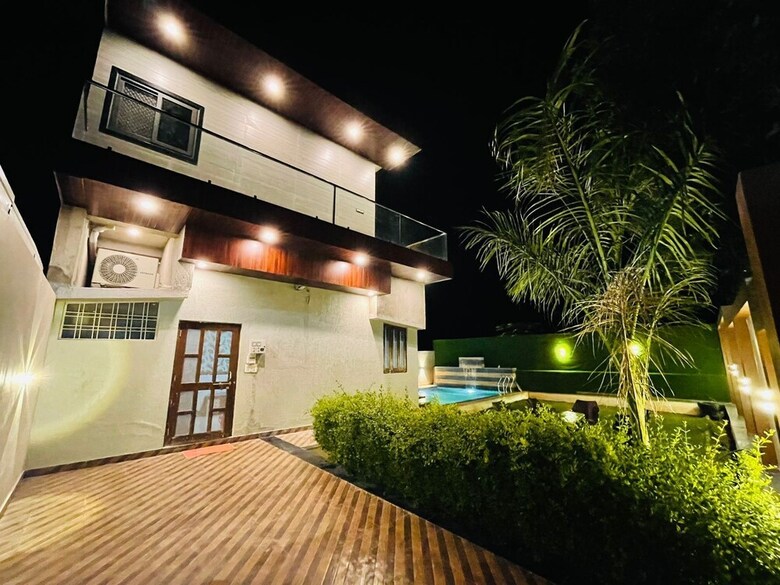 Hotel Gobravo 2br Lux Villa Wt Pvt Pool Udapur
