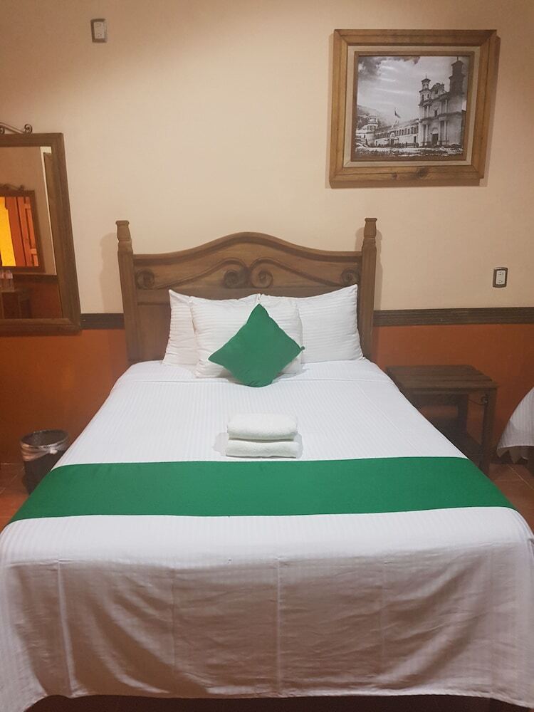 Hotel Mision Colonial San Cristobal