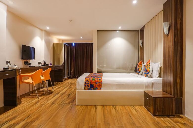 Fabhotel Dreams Inn