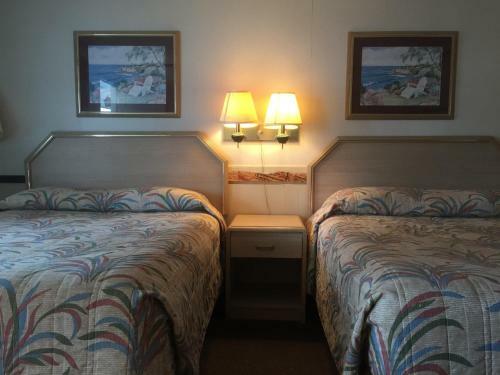 Twin Pine Motel