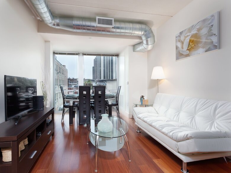 Aparthotel Pelican Fully Furnished Apartments