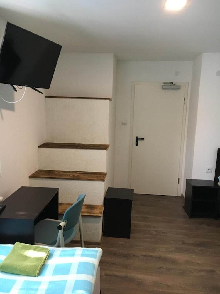 Pension Haus Baron 2