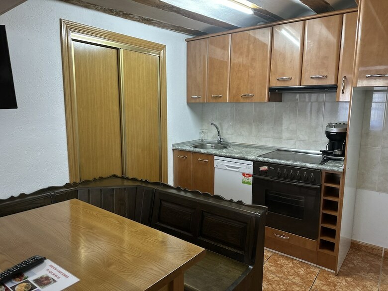 Pension Y Bar Ivis