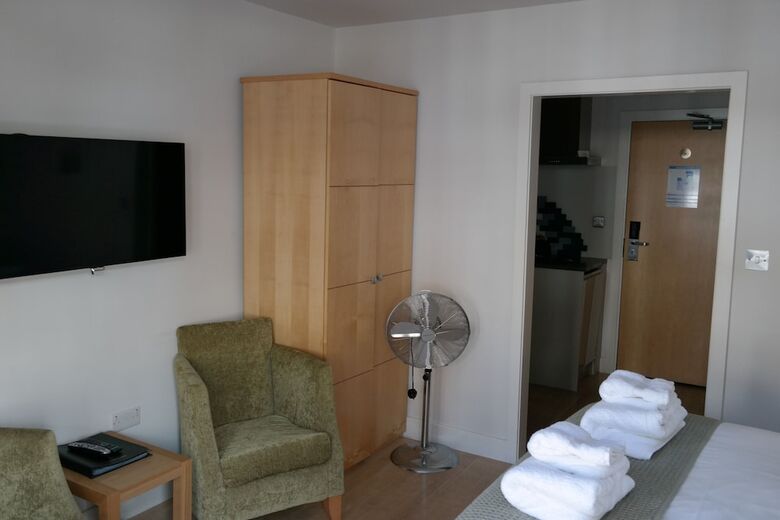 Hotel Alma Rooms
