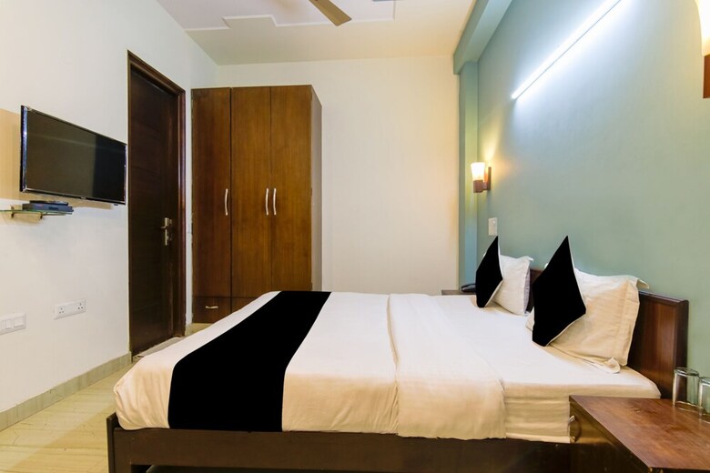 Hotel Red Cherry