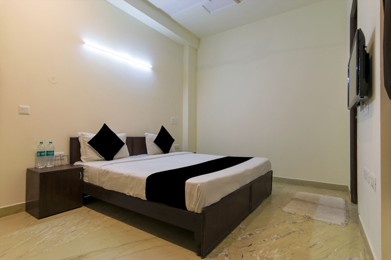 Hotel Red Cherry