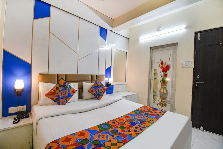 Fabhotel Green Leaf I
