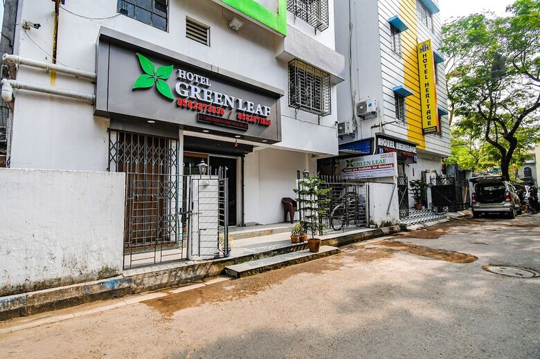 Fabhotel Green Leaf I
