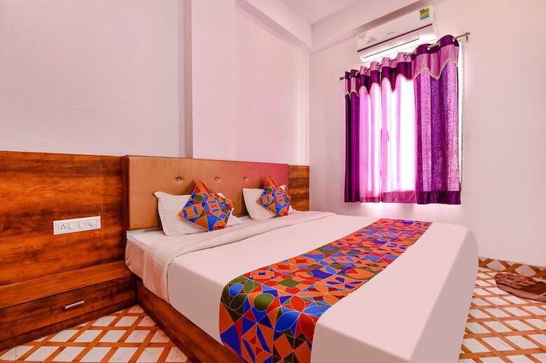 Hotel Fabexpress Raj Palace