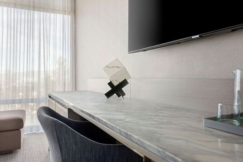 Tetra Hotel,  Autograph Collection