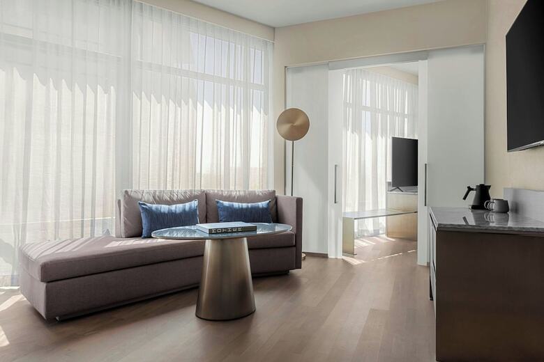 Tetra Hotel,  Autograph Collection