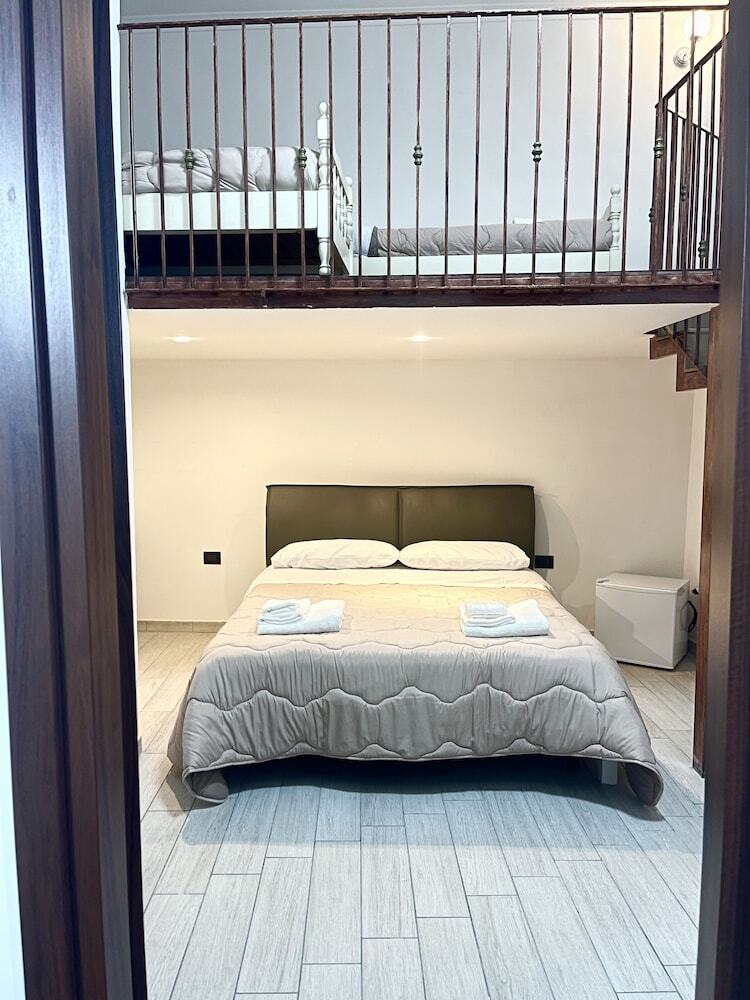 House Caracciolo