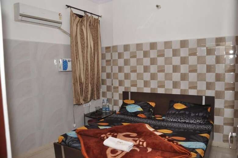 Asha Guest House