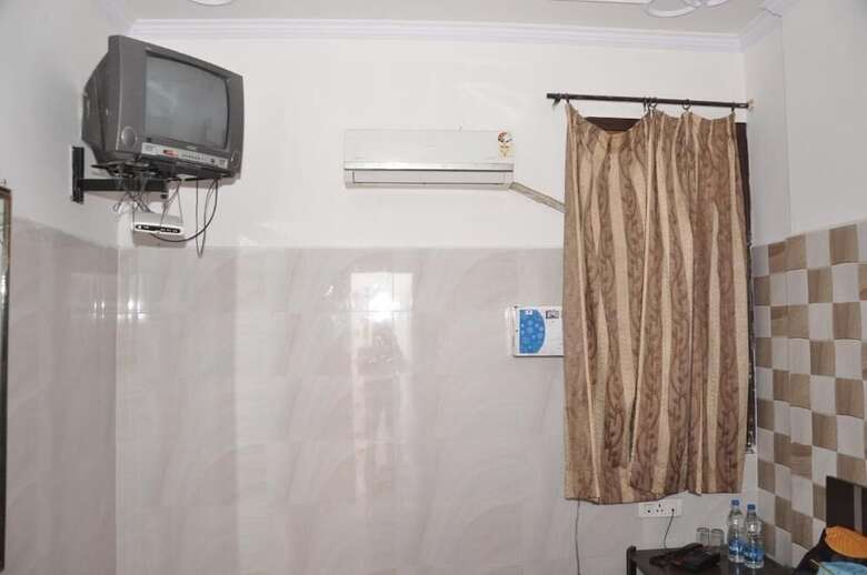 Asha Guest House