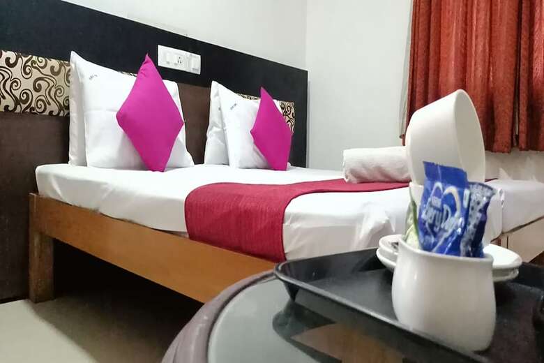 Hotel Aayush Residency