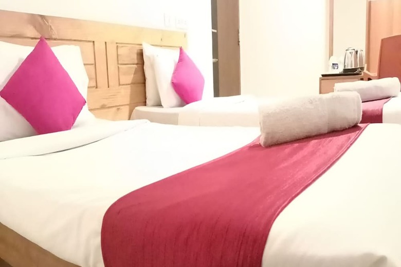 Hotel Aayush Residency