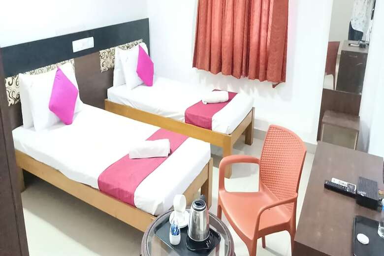 Hotel Aayush Residency