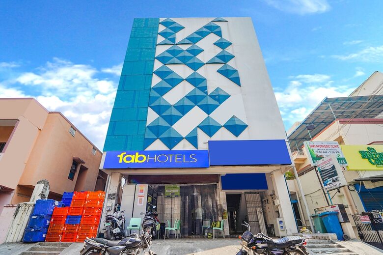 Hotel Fabexpress Silver Palace