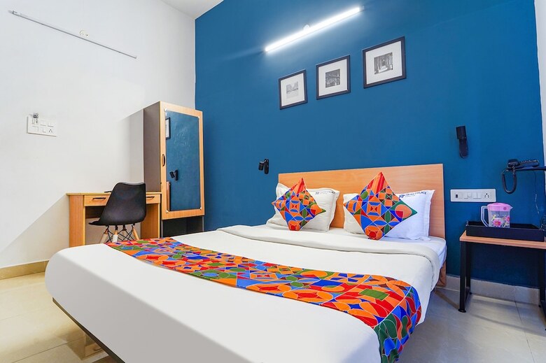 Hotel Fabexpress Silver Palace