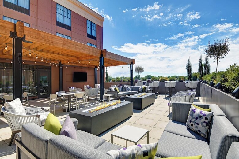 Hotel Courtyard By Marriott Manhattan Aggieville