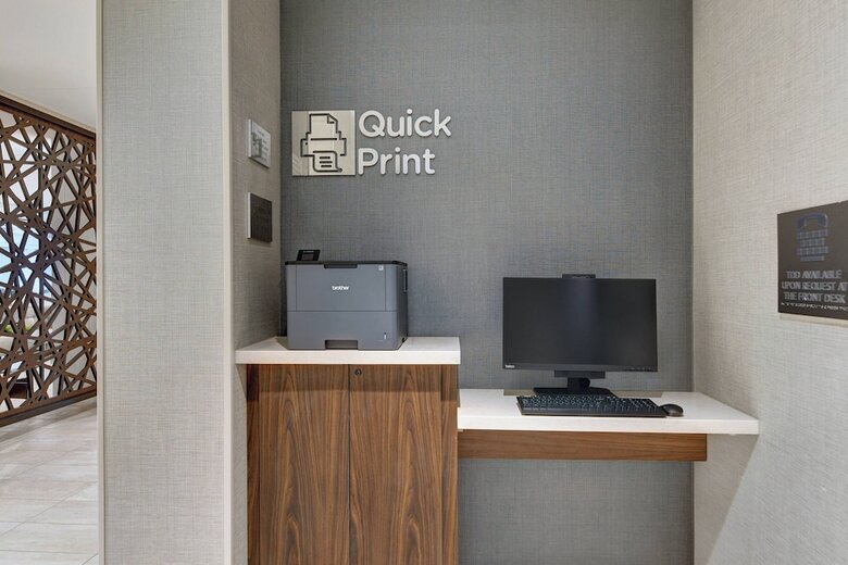 Hotel Courtyard By Marriott Manhattan Aggieville