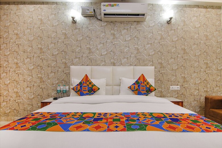 Hotel Homefort Stays, Millennium City Centre Gurugram