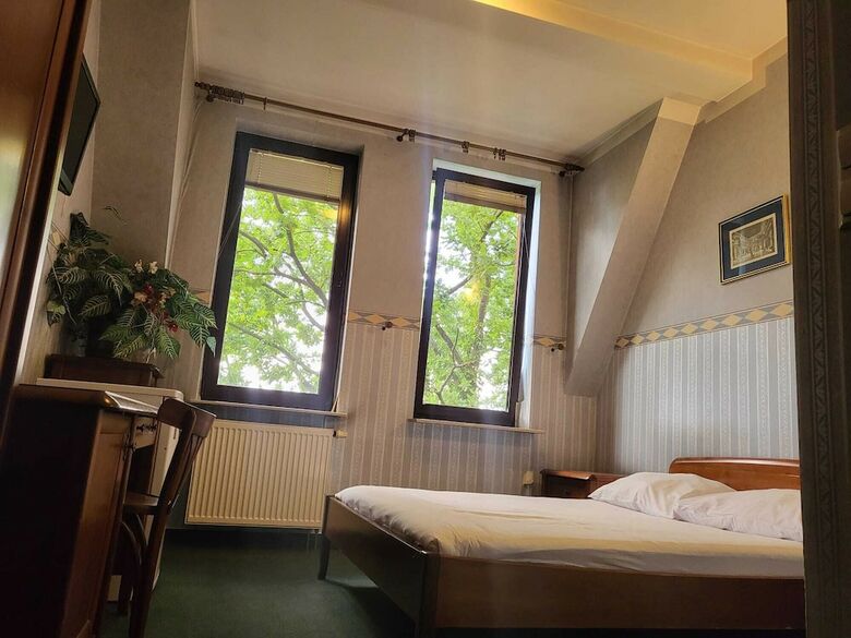 Aparthotel Hostel Bialoleka - Free Parking, Fast Wifi