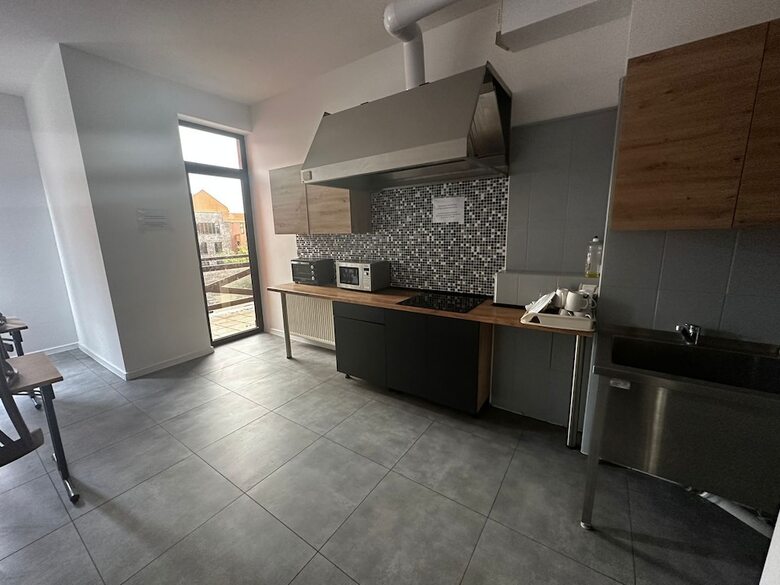 Aparthotel Hostel Bialoleka - Free Parking, Fast Wifi