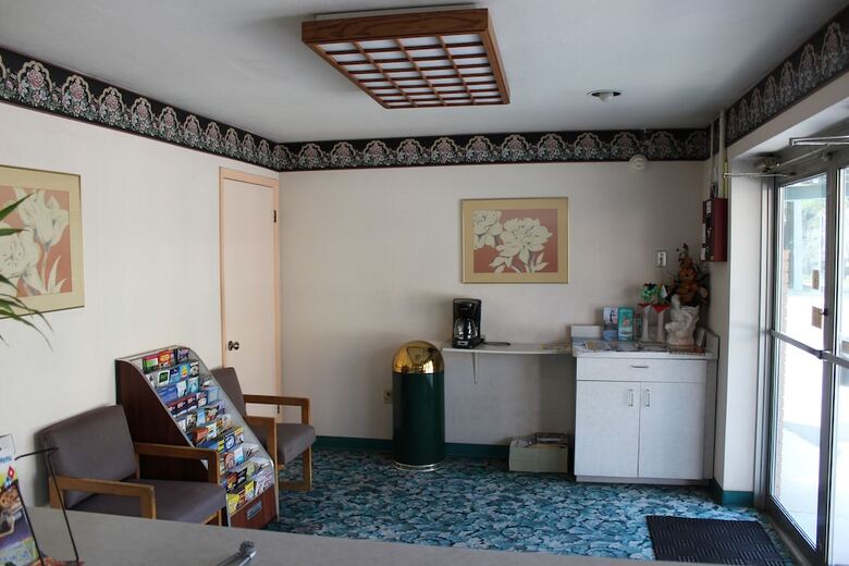 Motel Travelers Inn