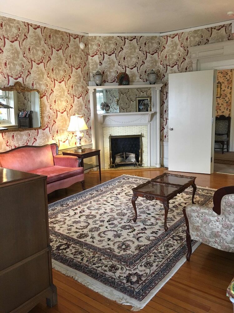 Hotel Turkey Hill Inn