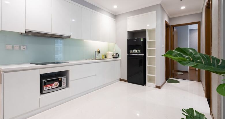 Hotel Lyshing Apartment In Vinhomes Luxury Landmark