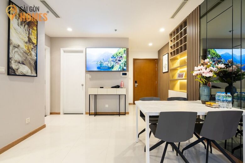 Hotel Lyshing Apartment In Vinhomes Luxury Landmark