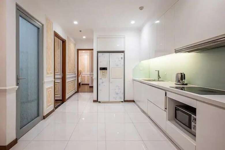 Hotel Lyshing Apartment In Vinhomes Luxury Landmark