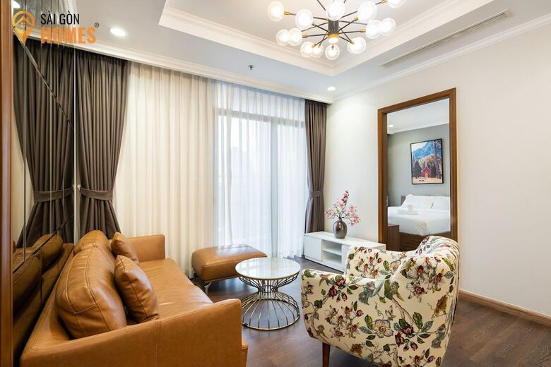 Hotel Lyshing Apartment In Vinhomes Luxury Landmark