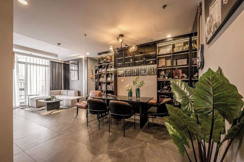 Hotel Lyshing Apartment In Vinhomes Luxury Landmark